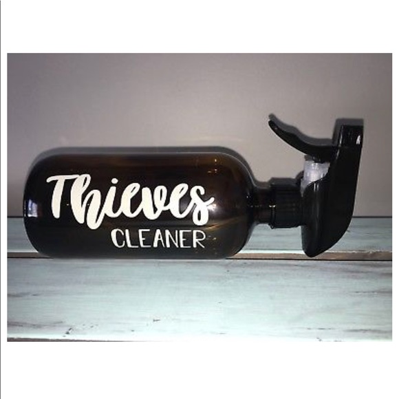 Thieves Cleaner bottle - Picture 2 of 3